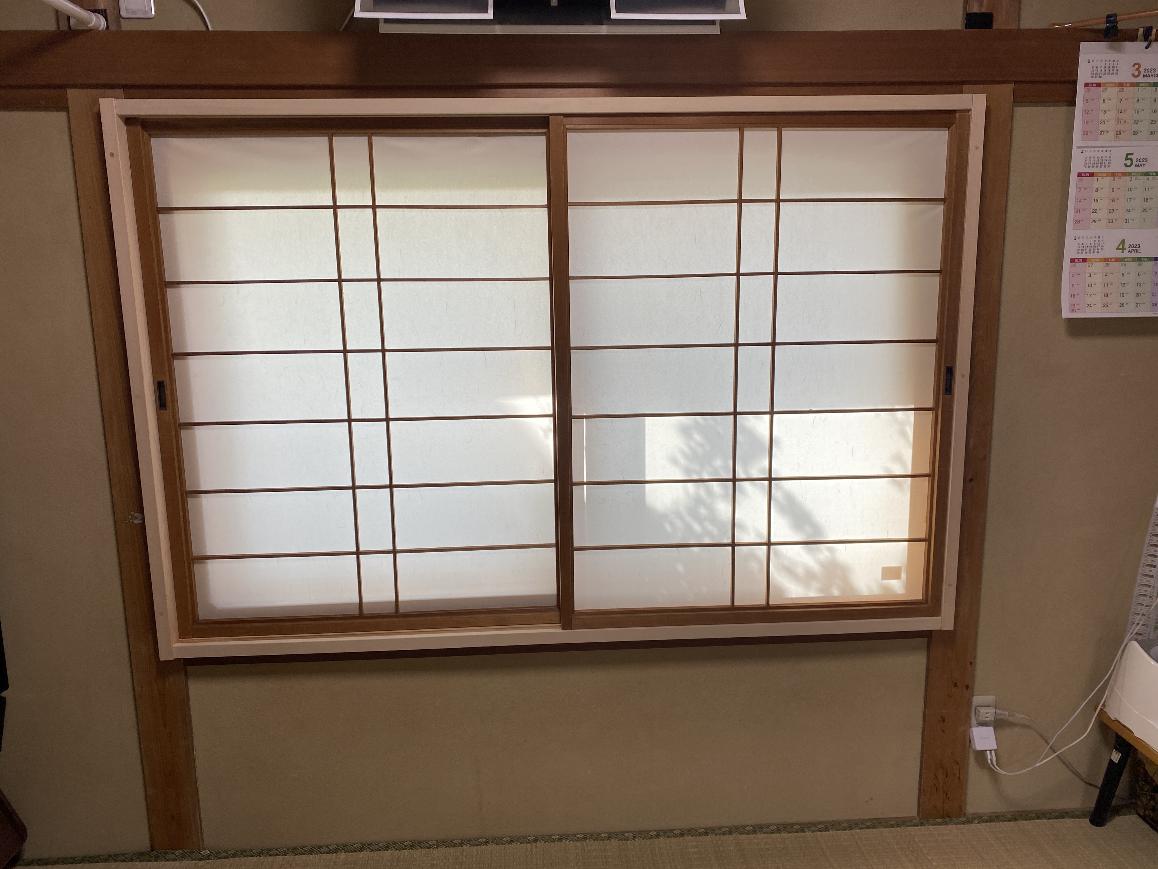 内障子も元通りに付けました
